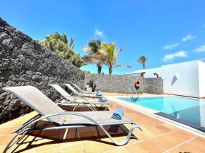 Villas Mamma Mia pool heat Private & Jacuzzi